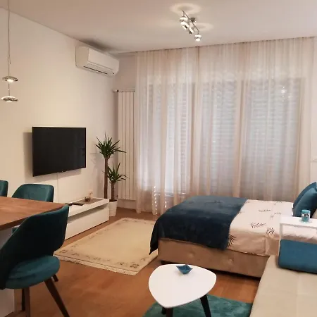 Azura - New Luxury Lägenhet Belgrad