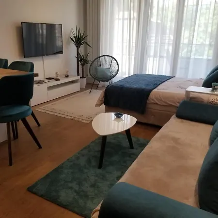 Azura - New Luxury * Belgrad